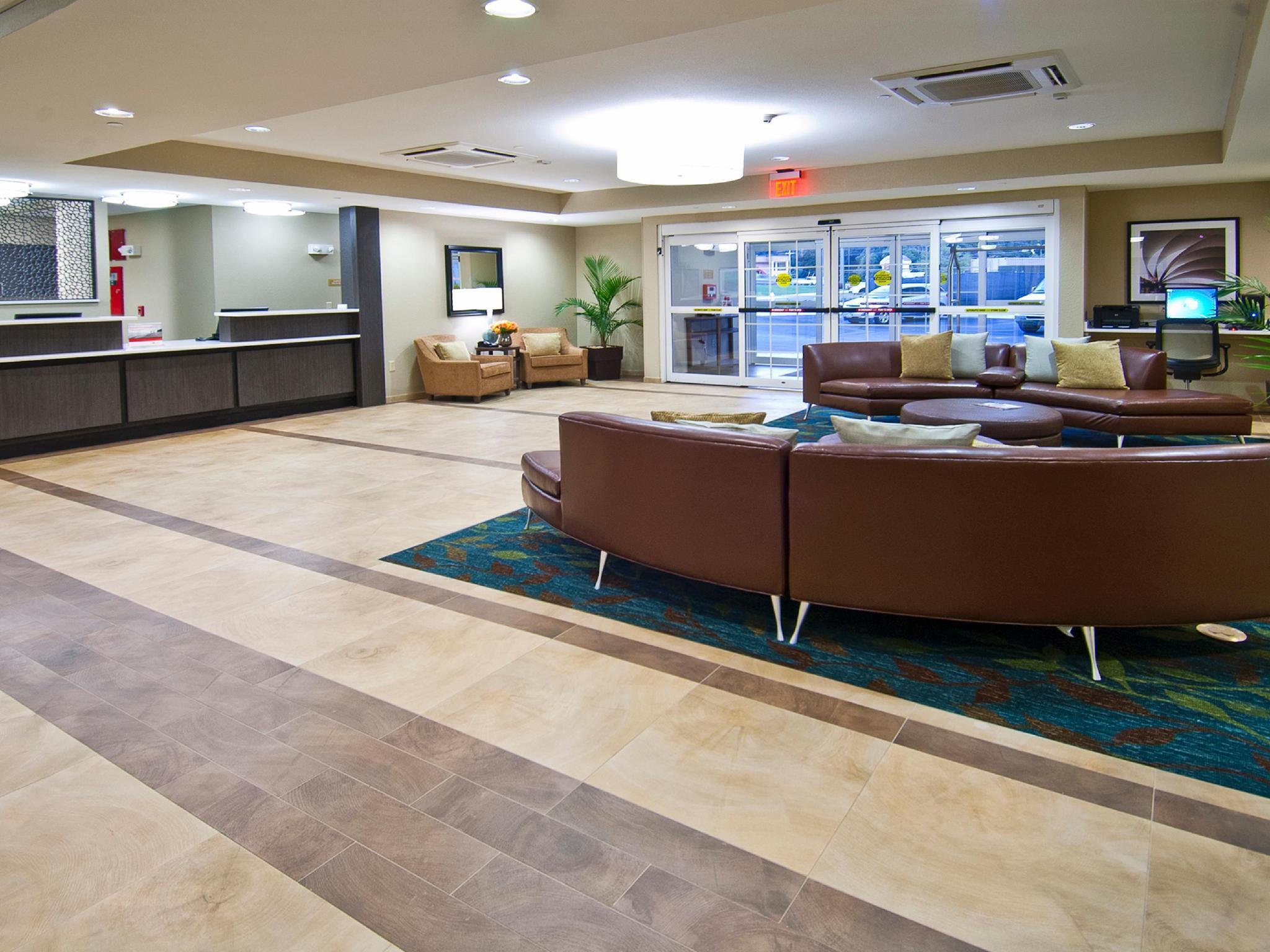 Candlewood Suites Tupelo By Ihg Экстерьер фото