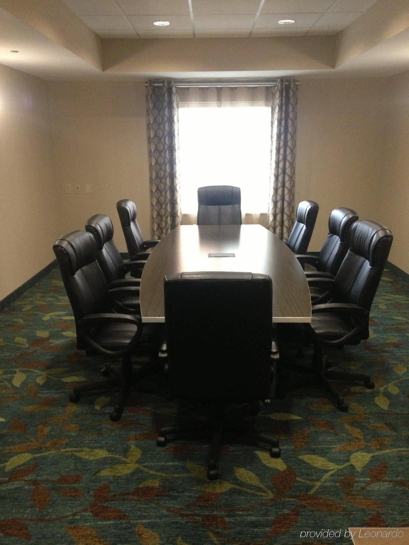 Candlewood Suites Tupelo By Ihg Экстерьер фото